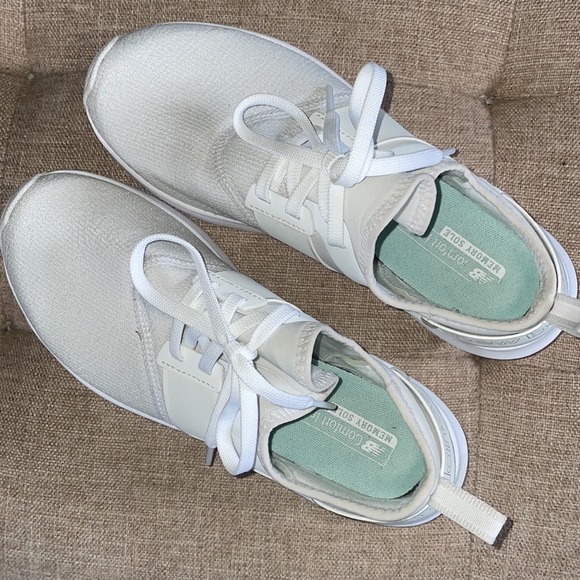 Never worn! - Picture 3 of 4